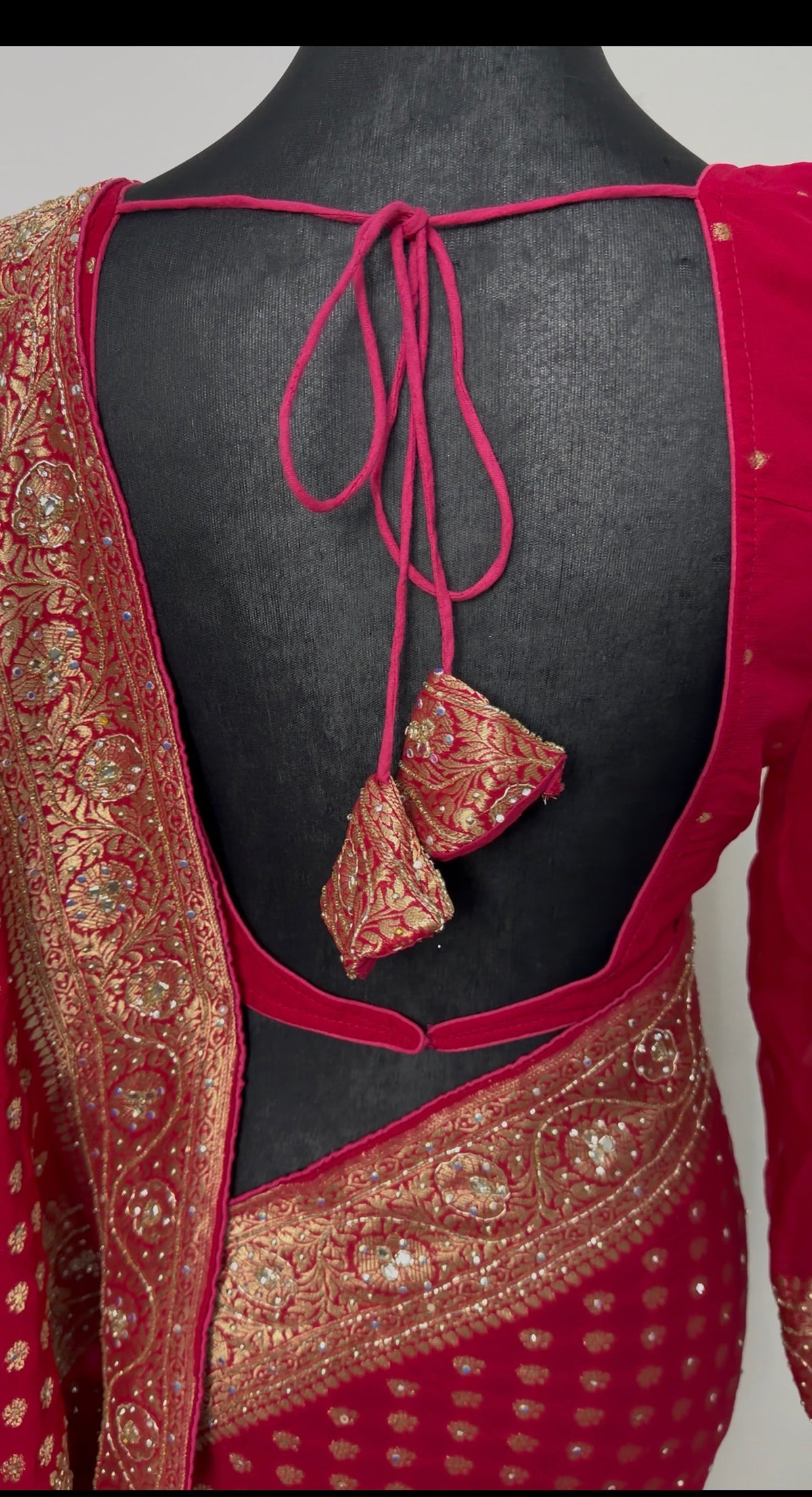 Pink Gold Georgette Saree(Khaddi)