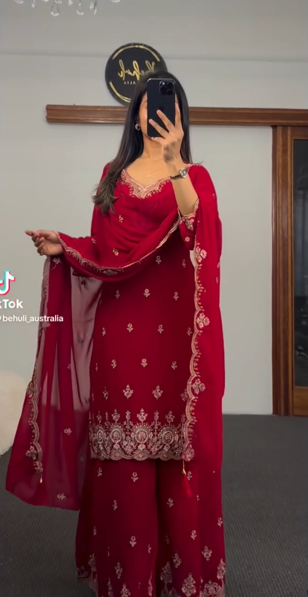 The Power of Red – Blood Red Georgette Edit