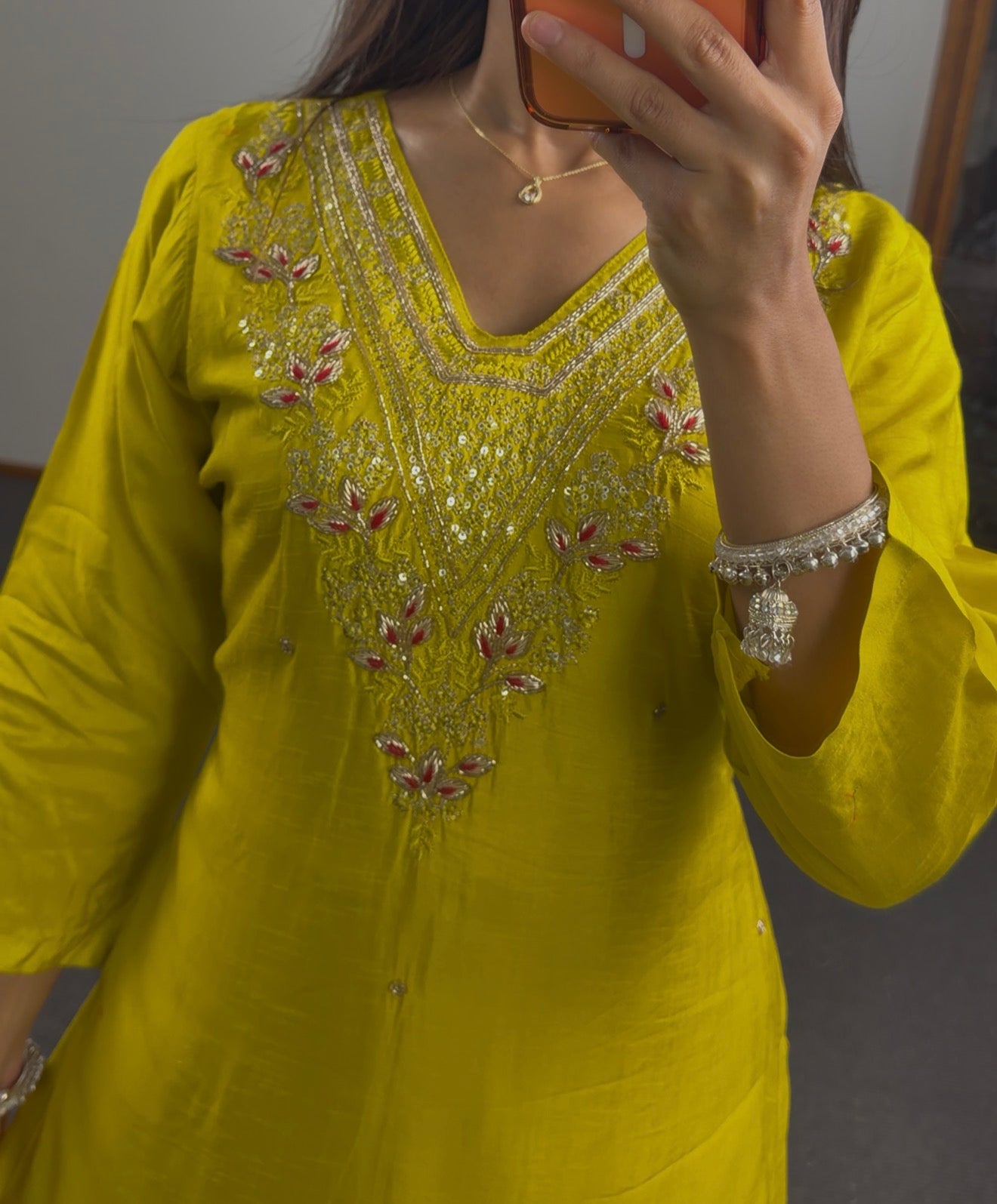 Fuchsia Zari Dola Silk Kurti Set