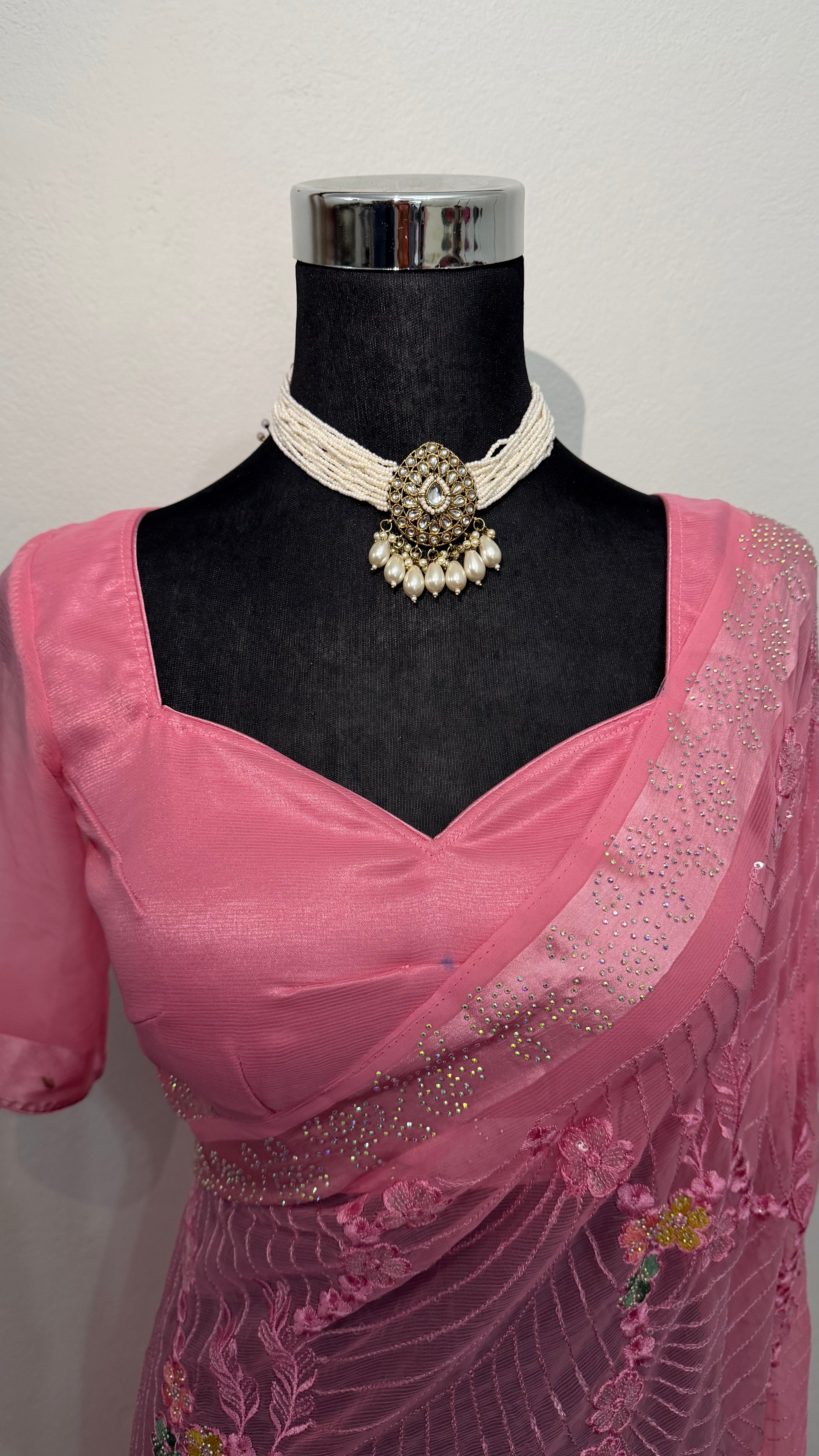 Rose pink georgette saree with silver sequin threadwork and multicolour floral embroidery in sweeping leaf motifs — Behuli — view 8
