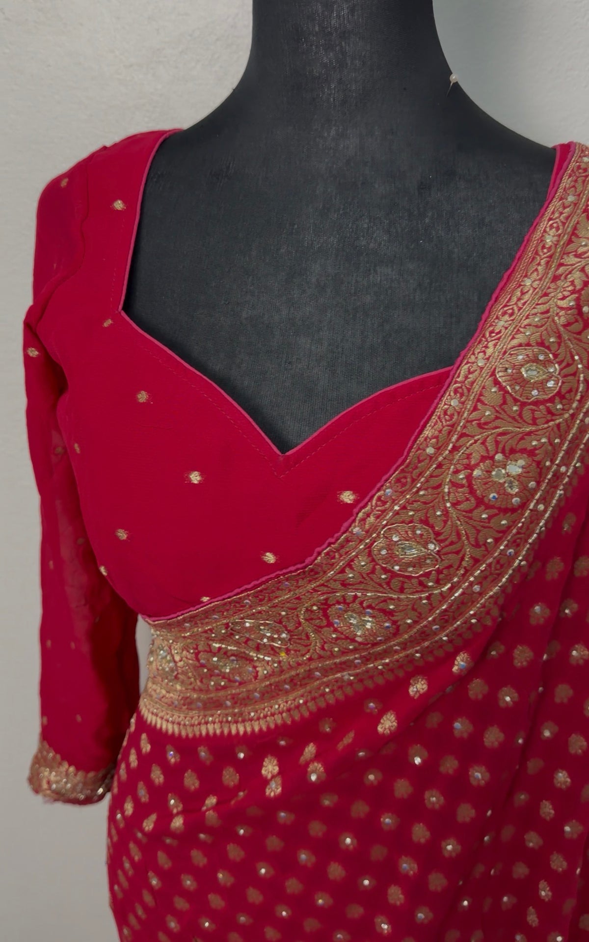 Pink Gold Georgette Saree(Khaddi)