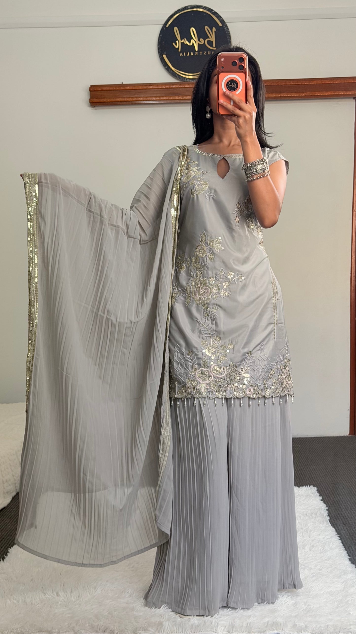Sleeveless short Kurti set