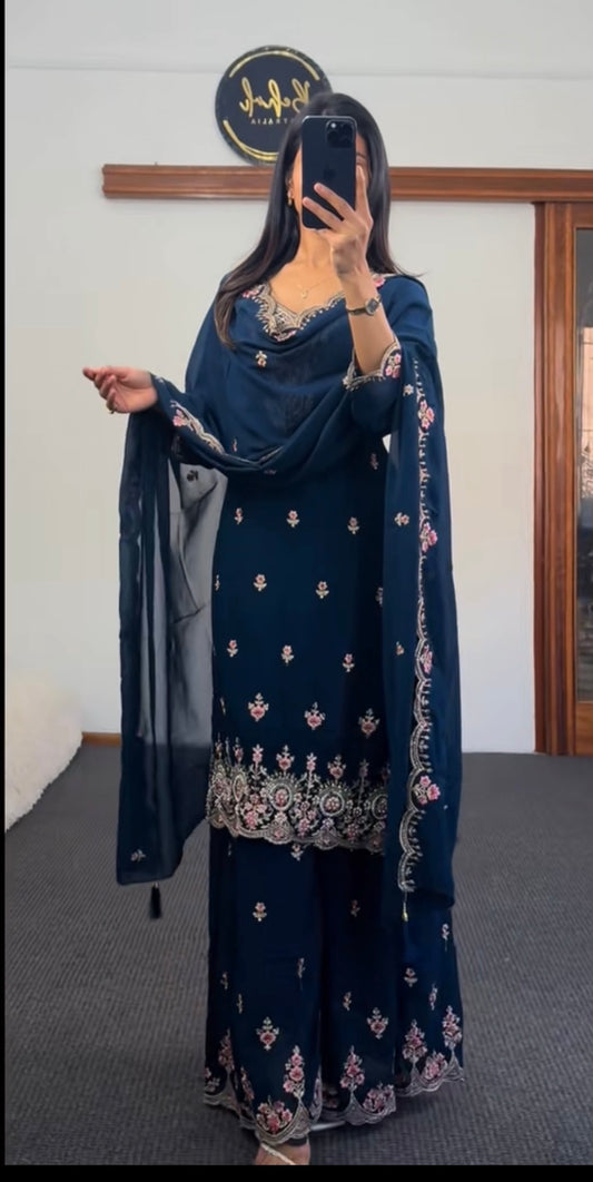 Georgette Kurti with divider plazzo