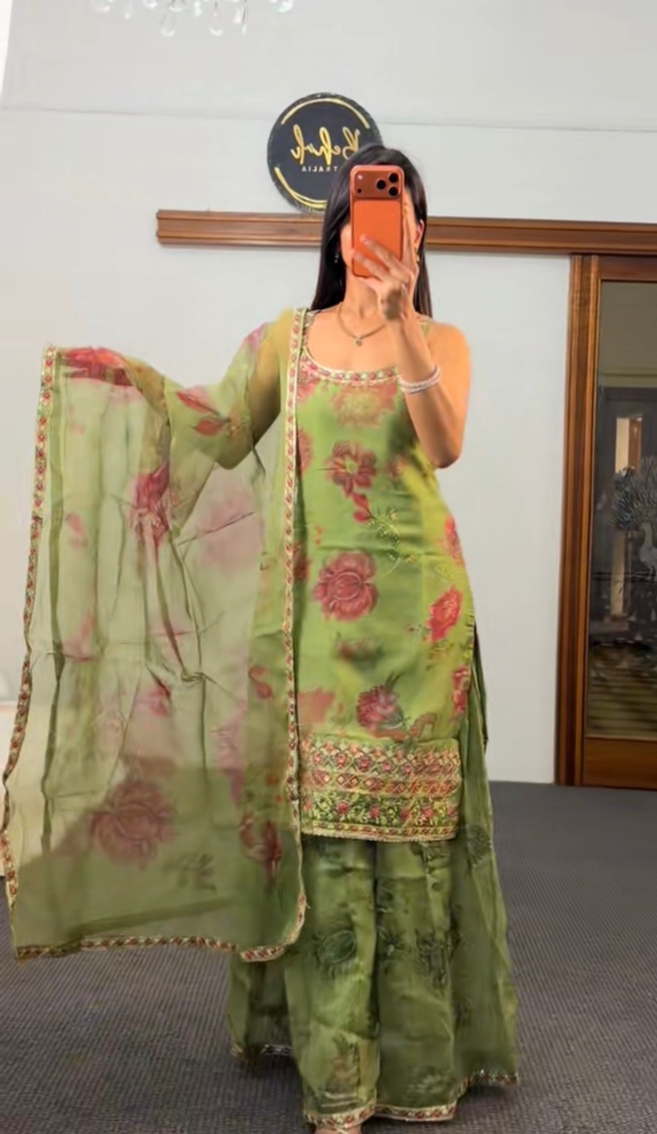 Green Sleeveless Kurti Set