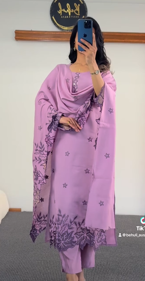 Lavender Embroidered Kurti Set with Floral Chikankari