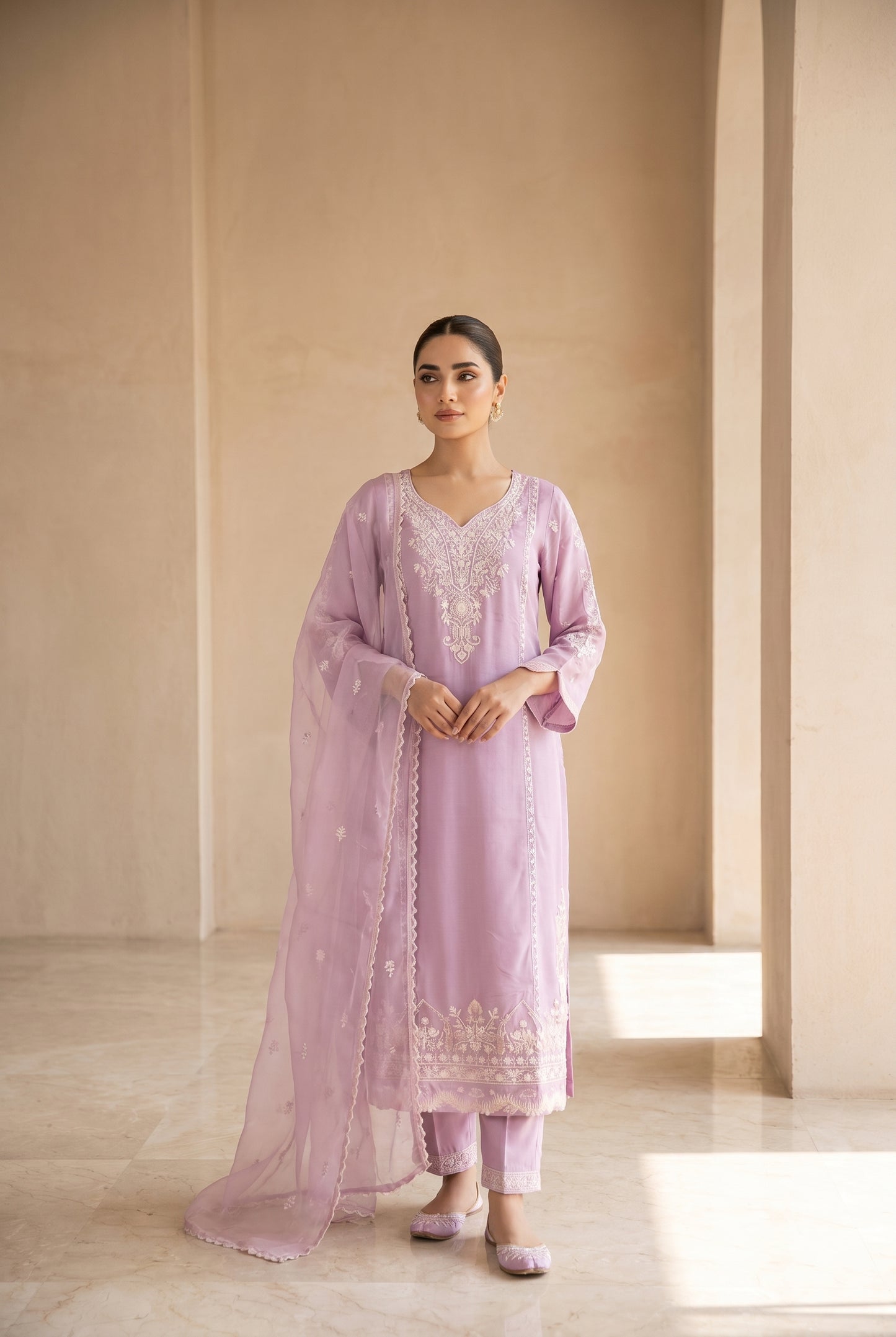 Lilac Embroidered Kurti Set with White Chikankari Detail