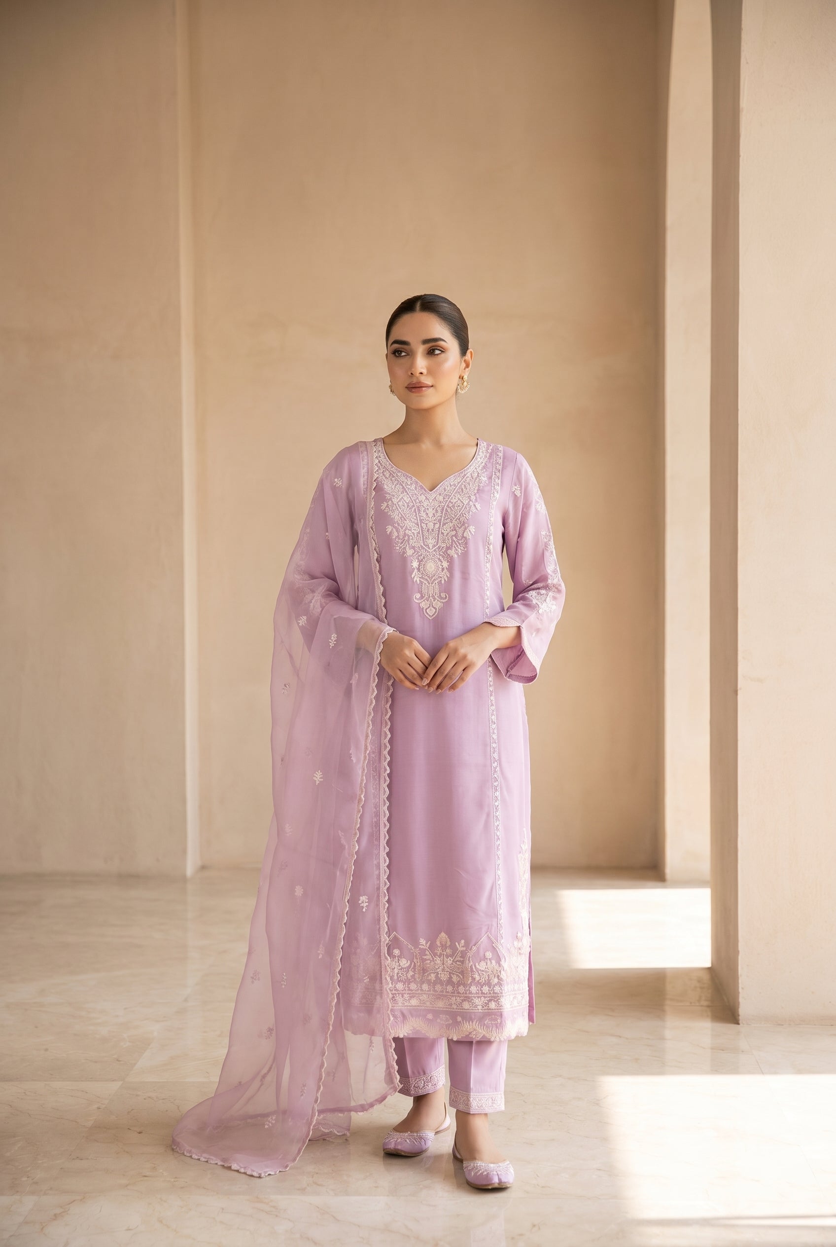 Lilac Embroidered Kurti Set with White Chikankari Detail