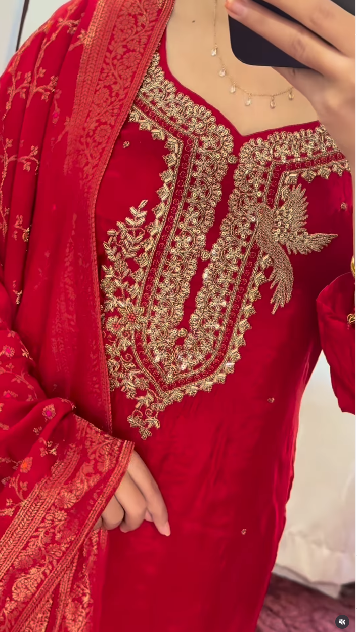 The Red Silk Signature Set