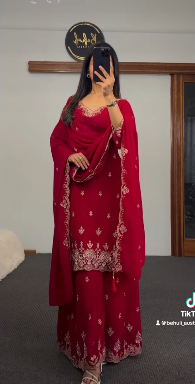 The Power of Red – Blood Red Georgette Edit