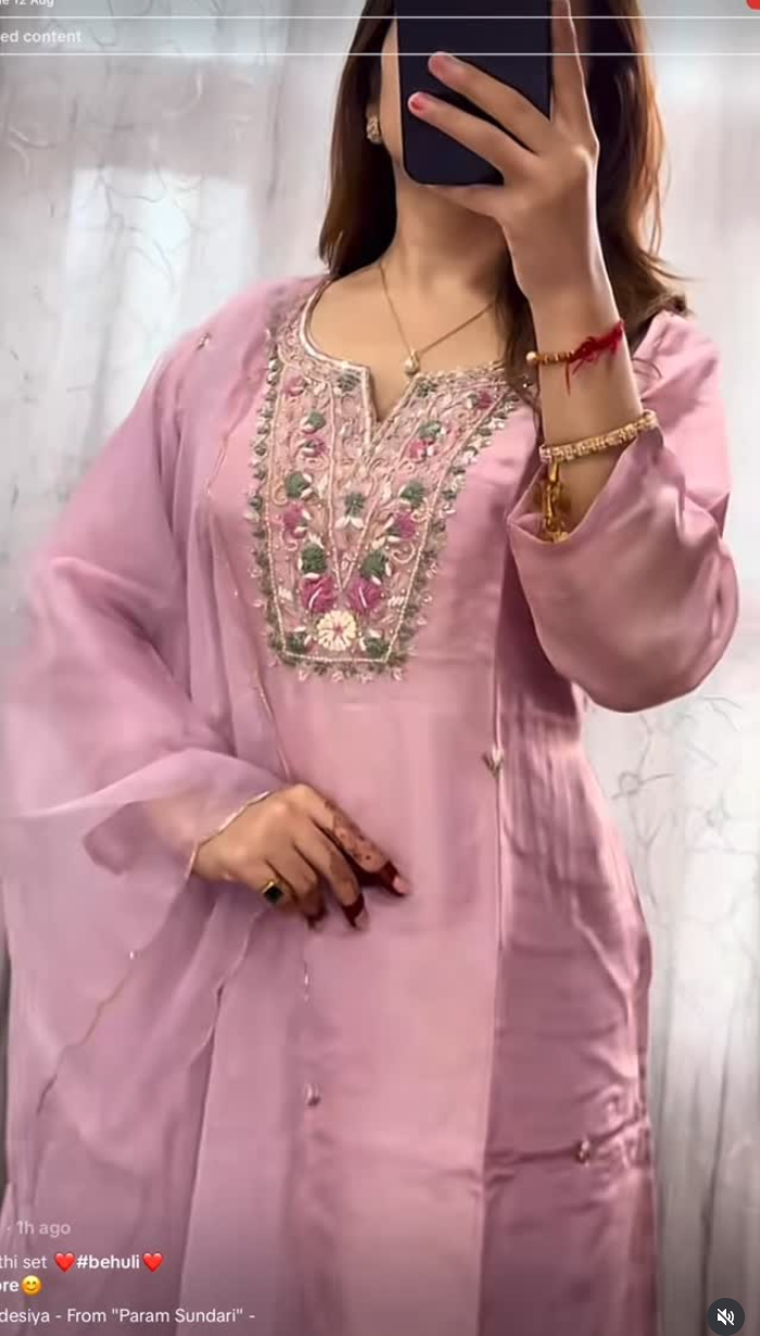 Light Pink shimmer Kurthi set
