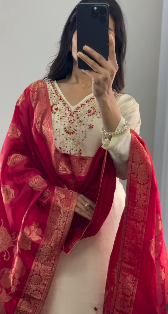 Ivory Neckline Embroidered Kurti Set with  Banarasi Dupatta
