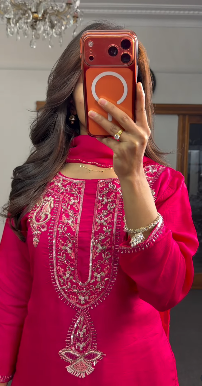 Fuchsia Zari Dola Silk Kurti Set