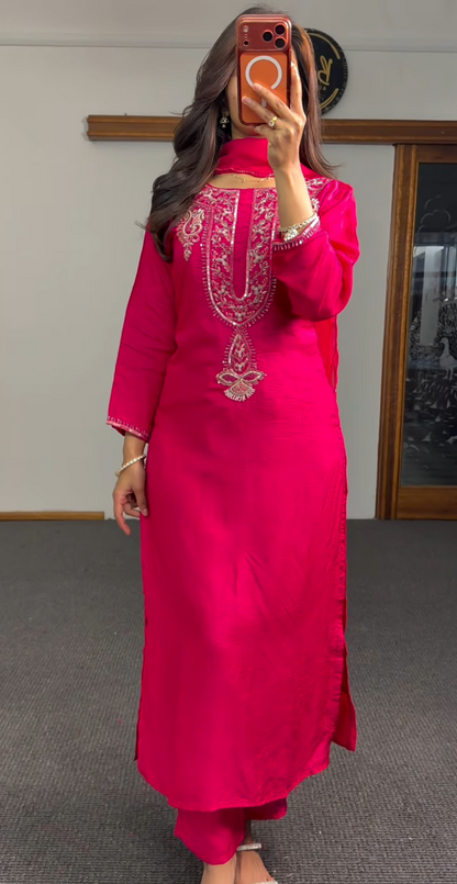 Fuchsia Zari Dola Silk Kurti Set
