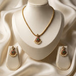 Necklace / Potey
