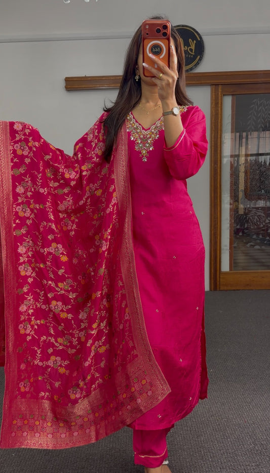 Fuchsia kurti set with kundan-style embellished V-neckline, scattered mirror motifs and matching woven dupatta — Behuli — view 2
