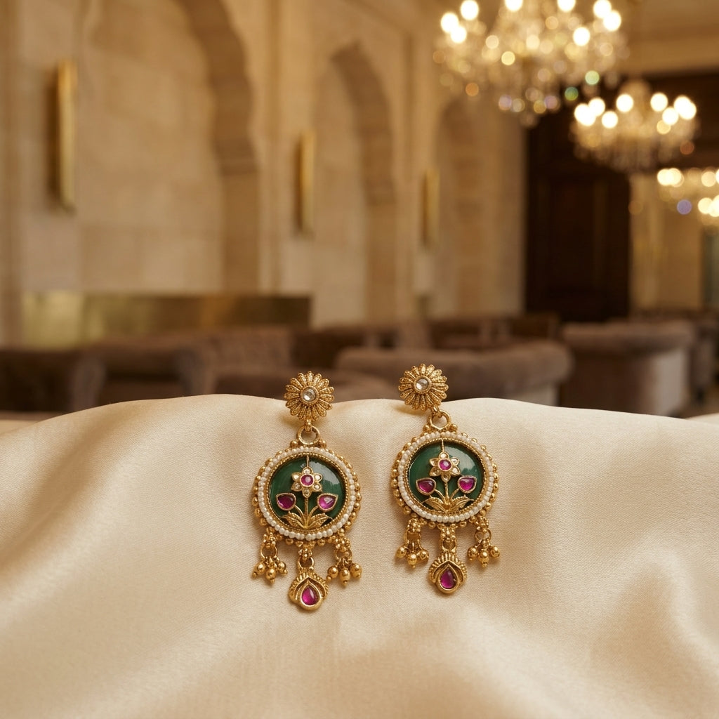 Antique gold-tone choker jewellery set with jali lattice necklace, maang tikka and round earrings featuring green and ruby — view 3