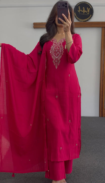 Fuchsia kurti set with sequin embroidered neckline, floral motif dupatta and matching palazzo pants — Behuli Australia